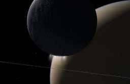 Enceladus i Saturn