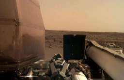 Zdjęcie z Marsa wykonane przez lądownik InSight