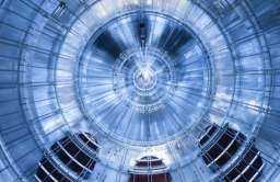 Ile waży neutrino? Nowe pomiary wyznaczają górną granicę