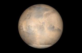W zamierzchłej przeszłości Mars mógł być w całości pokryty oceanem