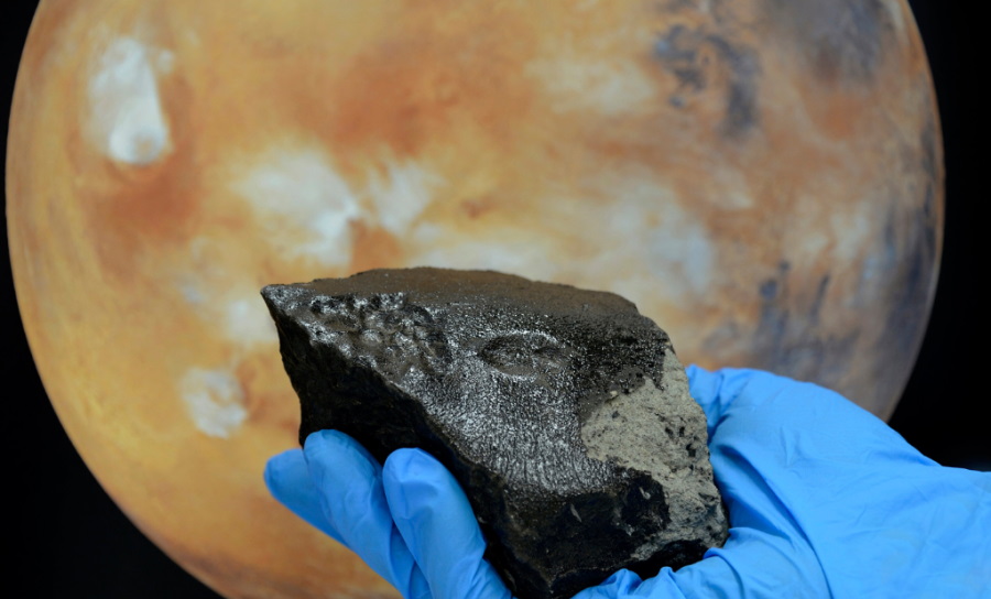 Marsjański meteoryt zawiera ogromną różnorodność związków organicznych