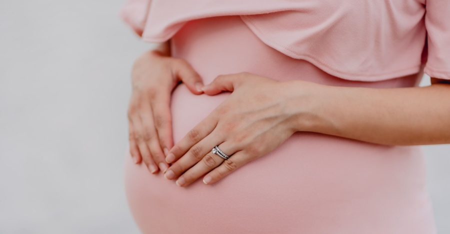 Wzmacnianie mięśni miednicy w ciąży - jakie ćwiczenia wykonywać?