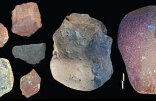 Odkryto kamienne narzędzia sprzed blisko 3 mln lat. Naukowcy próbują ustalić, kto je wykonał
