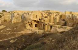 Grobowce królewskie w Pafos