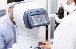 Jaka uczelnia oferuje najlepsze studia na kierunku optometria w Warszawie?