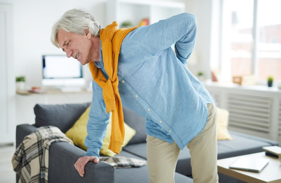 Wpływ osteoporozy na bolące plecy