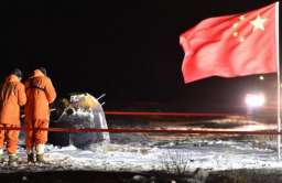 Sonda Chang'e-5 dostarczyła na Ziemię księżycowe próbki