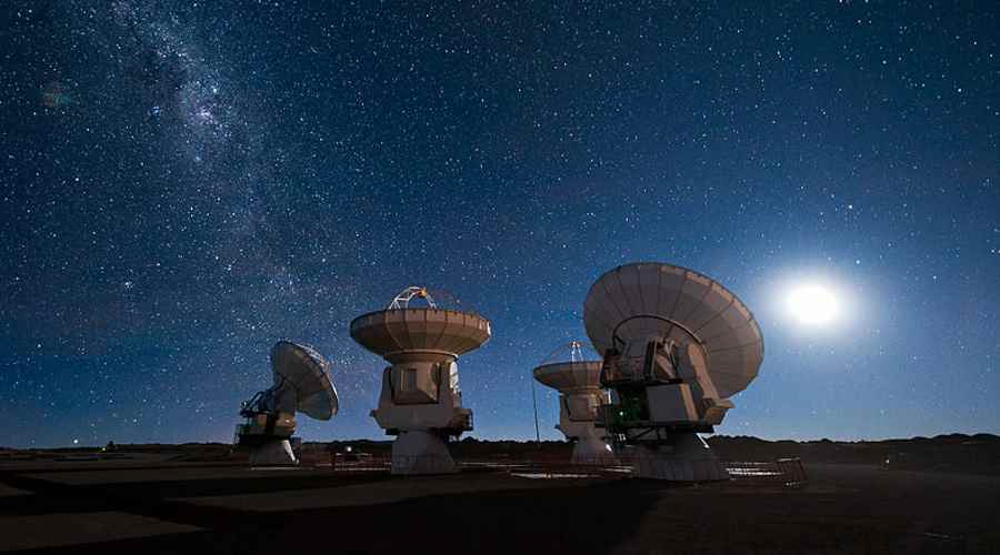 Teleskopy obserwatorium ALMA w Chile