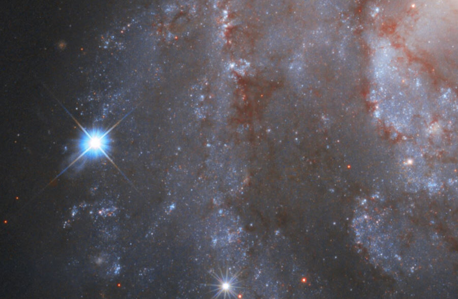 Eksplozja supernowej w całej okazałości. Nowy poklatkowy film z teleskopu Hubble'a