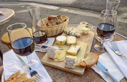 Wino i ser mogą poprawiać zdolności poznawcze